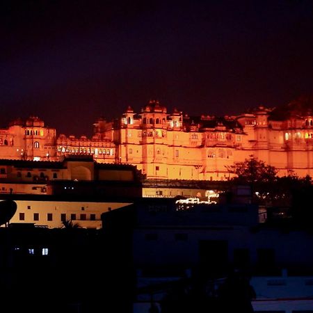 Shri Daulat Villas ウダイプル エクステリア 写真